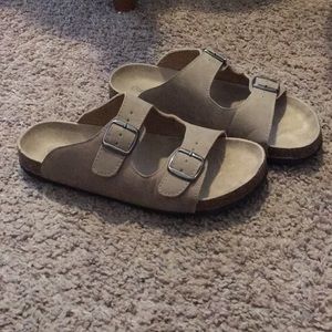 Outwoods Tan Sandal